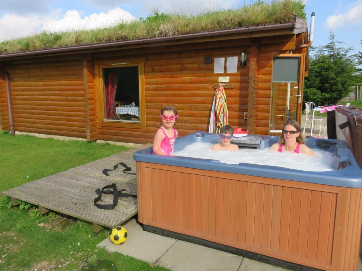 Glenbeag Mountain Lodges Glenshee Exterior foto