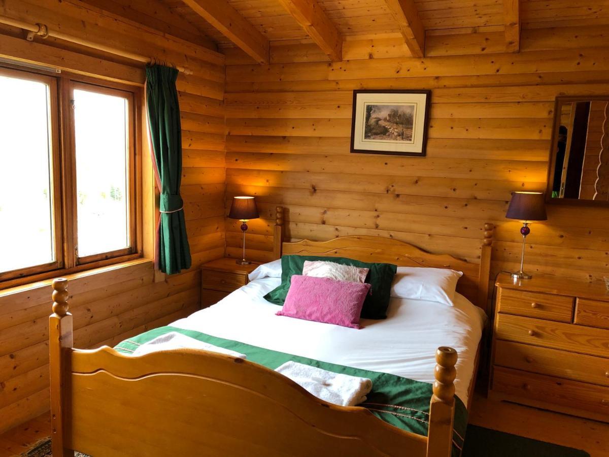 Glenbeag Mountain Lodges Glenshee Exterior foto